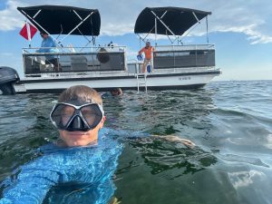 Crystal River Scallop Searching